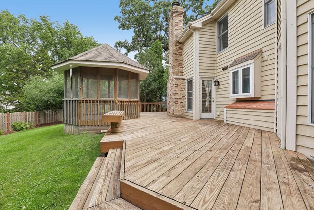 1164 Liberty Avenue, Cary, IL 60013