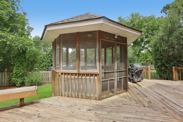 1164 Liberty Avenue, Cary, IL 60013