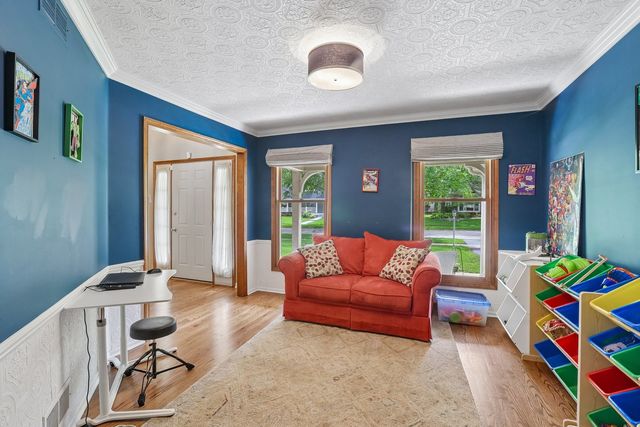 1164 Liberty Avenue, Cary, IL 60013