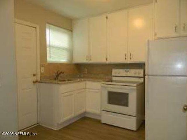 3168 BELDEN Circle, Jacksonville, FL 32207