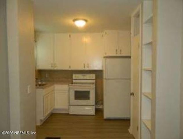 3168 BELDEN Circle, Jacksonville, FL 32207