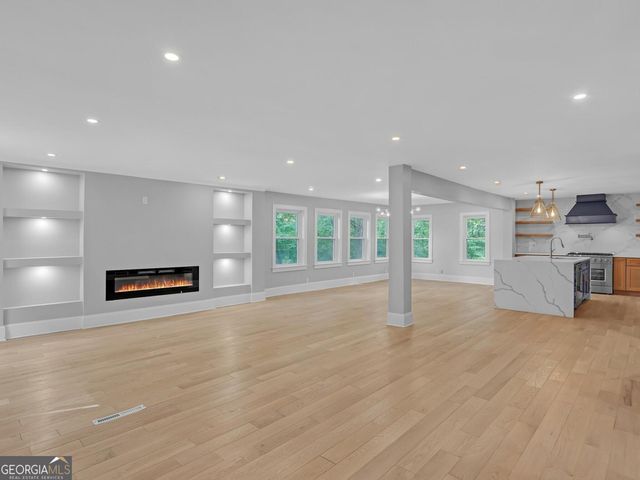 2707 Cosmos Drive NE, Atlanta, GA 30345