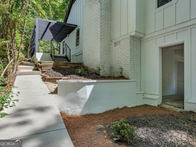 2707 Cosmos Drive NE, Atlanta, GA 30345