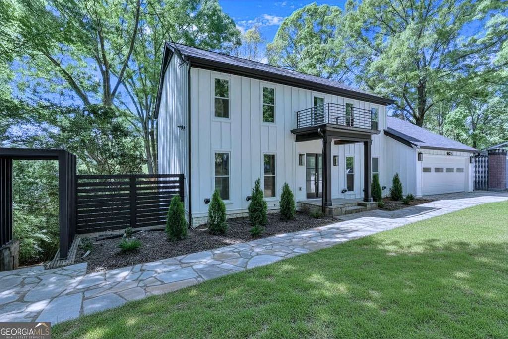 2707 Cosmos Drive NE, Atlanta, GA 30345