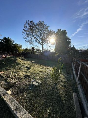 844 Saxony Road, Encinitas, CA 92024