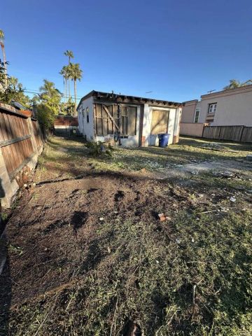 844 Saxony Road, Encinitas, CA 92024