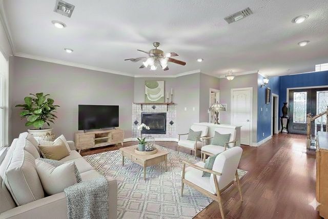 13415 Lucien Lane, Tomball, TX 77377