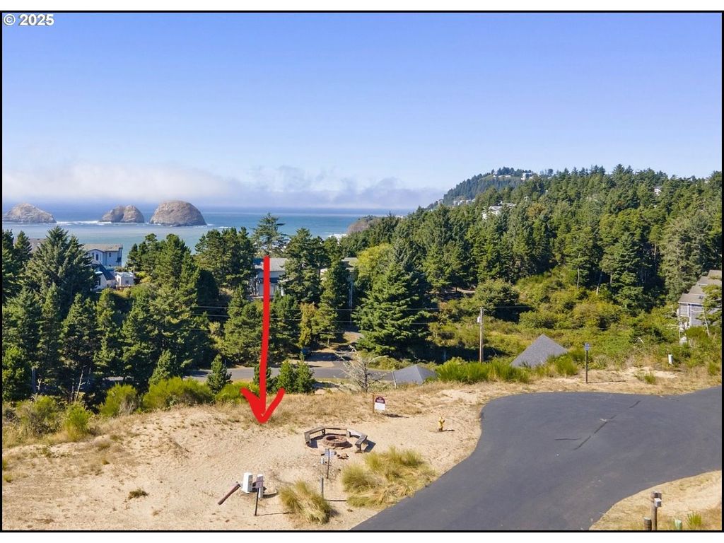 Crescent St 12&13, Oceanside, OR 97134