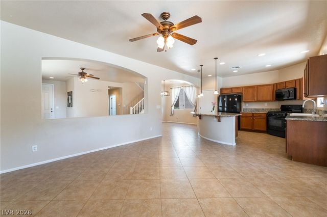 6637 Painted Morning Avenue, Las Vegas, NV 89142