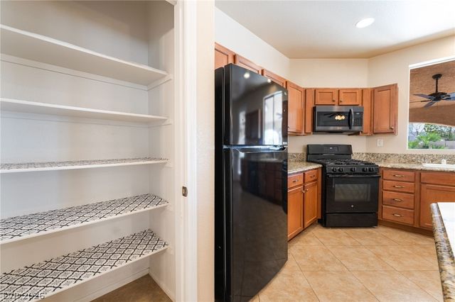 6637 Painted Morning Avenue, Las Vegas, NV 89142