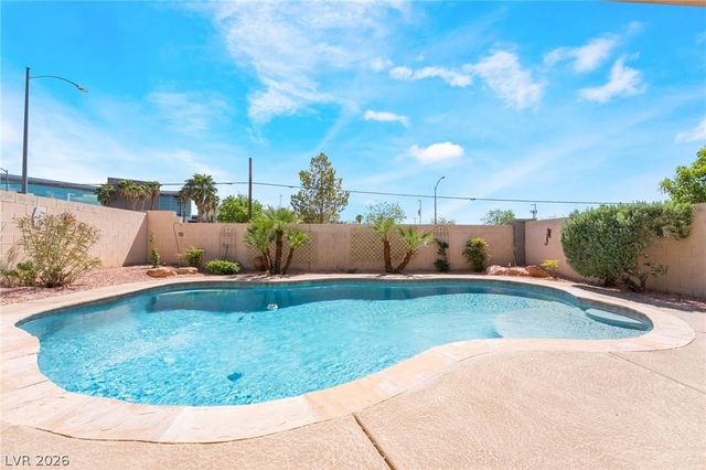 6637 Painted Morning Avenue, Las Vegas, NV 89142
