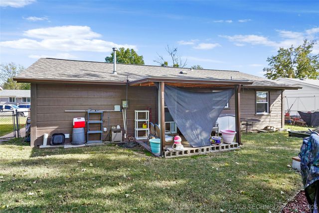 420 S Hickory Place, Broken Arrow, OK 74012