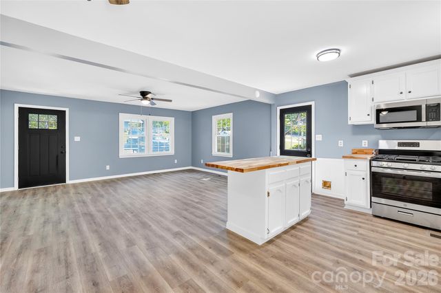 4307 Freeport Drive, Gastonia, NC 28052