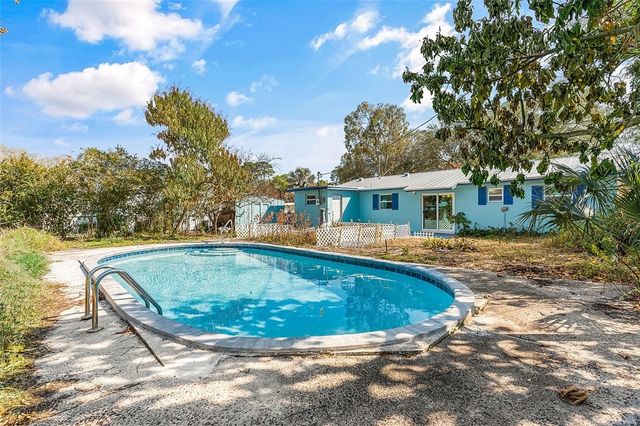 45 1st Court SW, Vero Beach, FL 32962