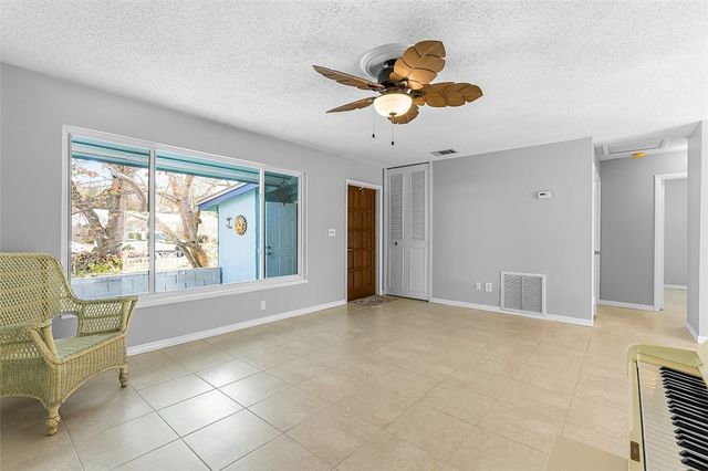 45 1st Court SW, Vero Beach, FL 32962
