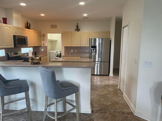 10690 Old Hammock Way, Wellington, FL 33414