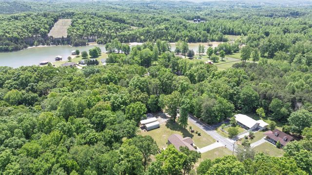 407 Sable Road, Spring City, TN 37381