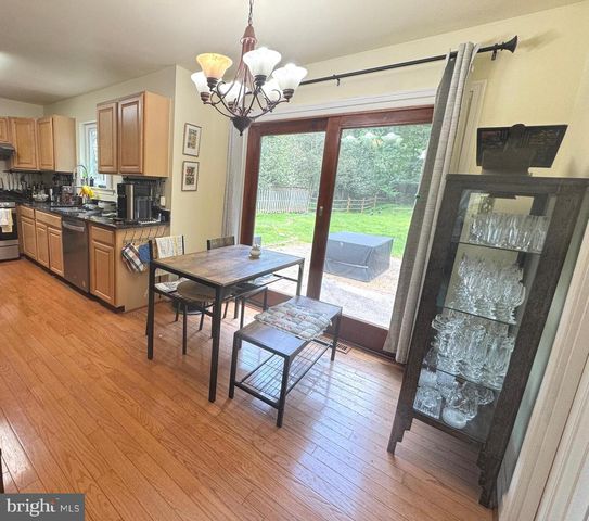 9808 WILDEN LN, Potomac, MD 20854
