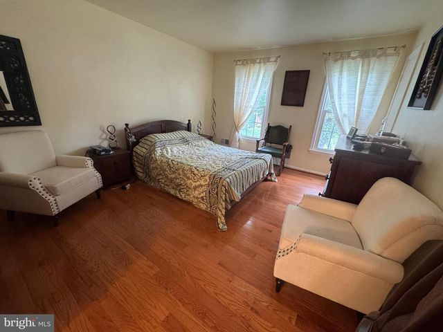 9808 WILDEN LN, Potomac, MD 20854