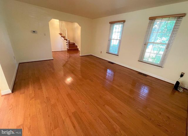 9808 WILDEN LN, Potomac, MD 20854