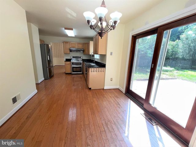 9808 WILDEN LN, Potomac, MD 20854