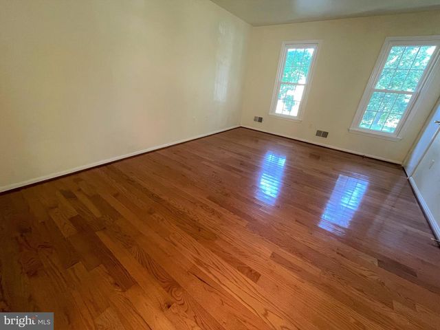 9808 WILDEN LN, Potomac, MD 20854