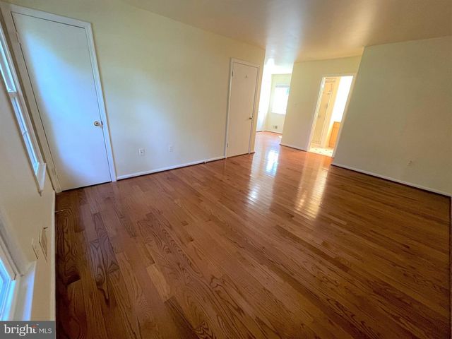 9808 WILDEN LN, Potomac, MD 20854