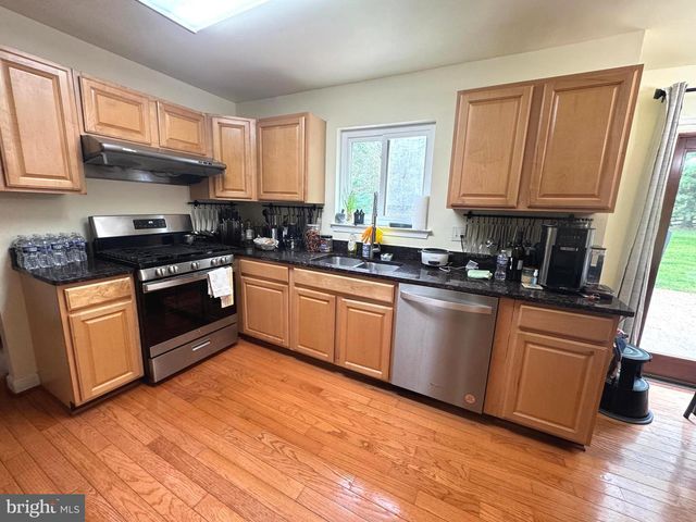 9808 WILDEN LN, Potomac, MD 20854
