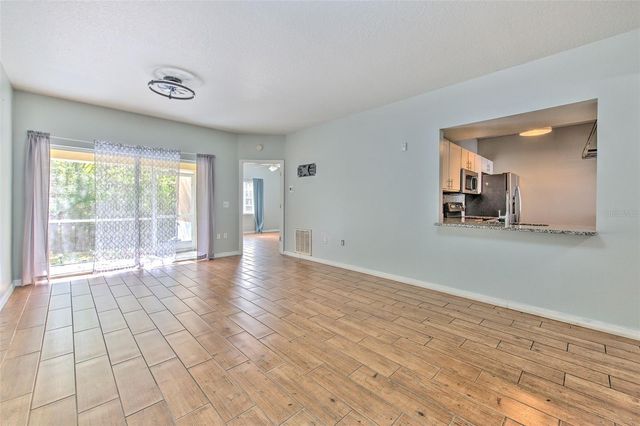 9515 AMBERDALE COURT 101, Riverview, FL 33578