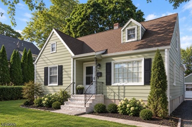57 N Main St, Flemington Boro, NJ 08822