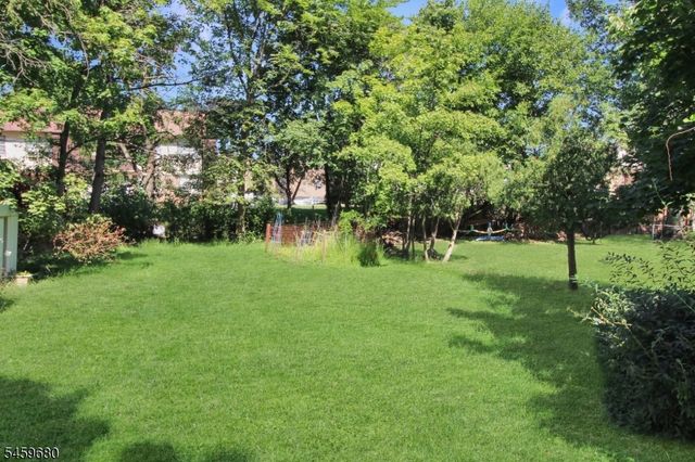 57 N Main St, Flemington Boro, NJ 08822