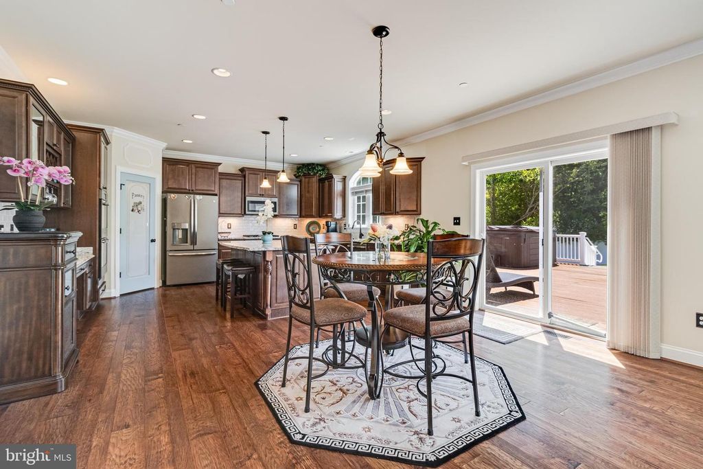 Image 17 of property listing at 7276 FILLY CT, Hughesville, MD 20637