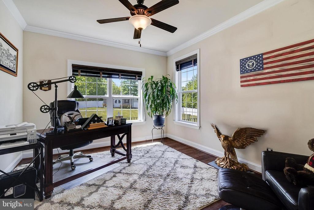 Image 33 of property listing at 7276 FILLY CT, Hughesville, MD 20637