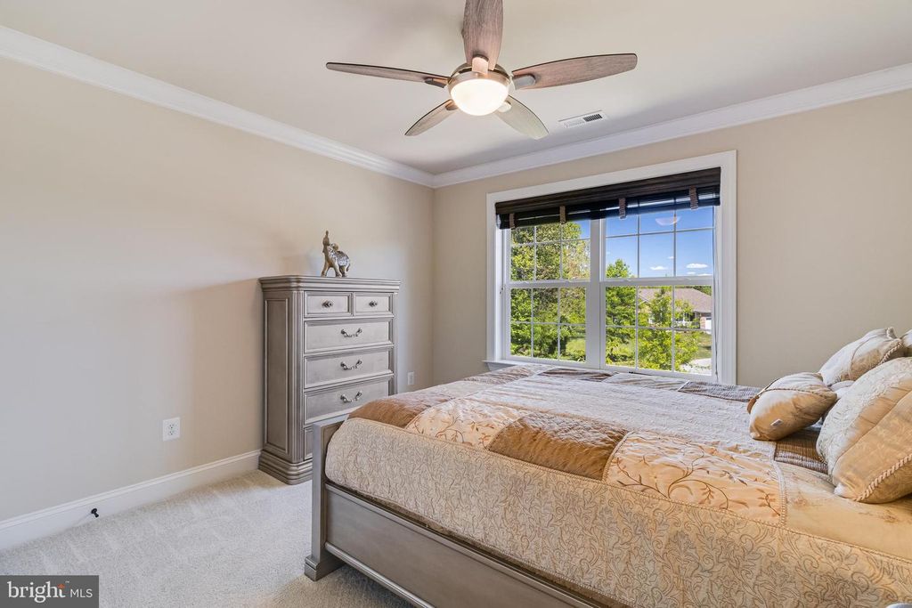 Image 52 of property listing at 7276 FILLY CT, Hughesville, MD 20637