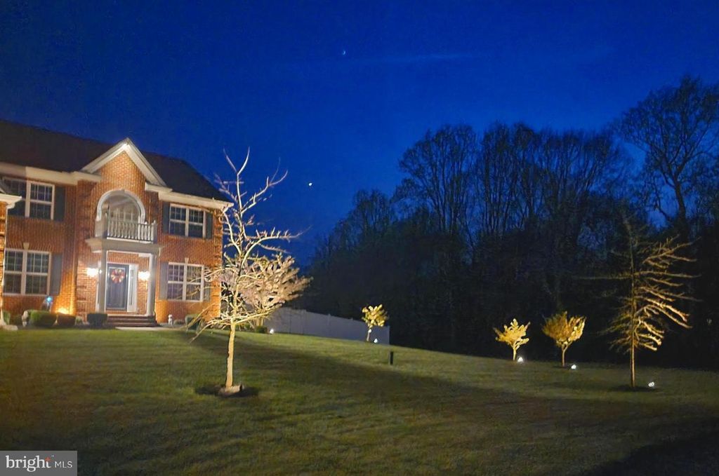 Image 84 of property listing at 7276 FILLY CT, Hughesville, MD 20637