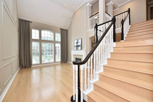 19810 Emerald Leaf Drive, Houston, TX 77094