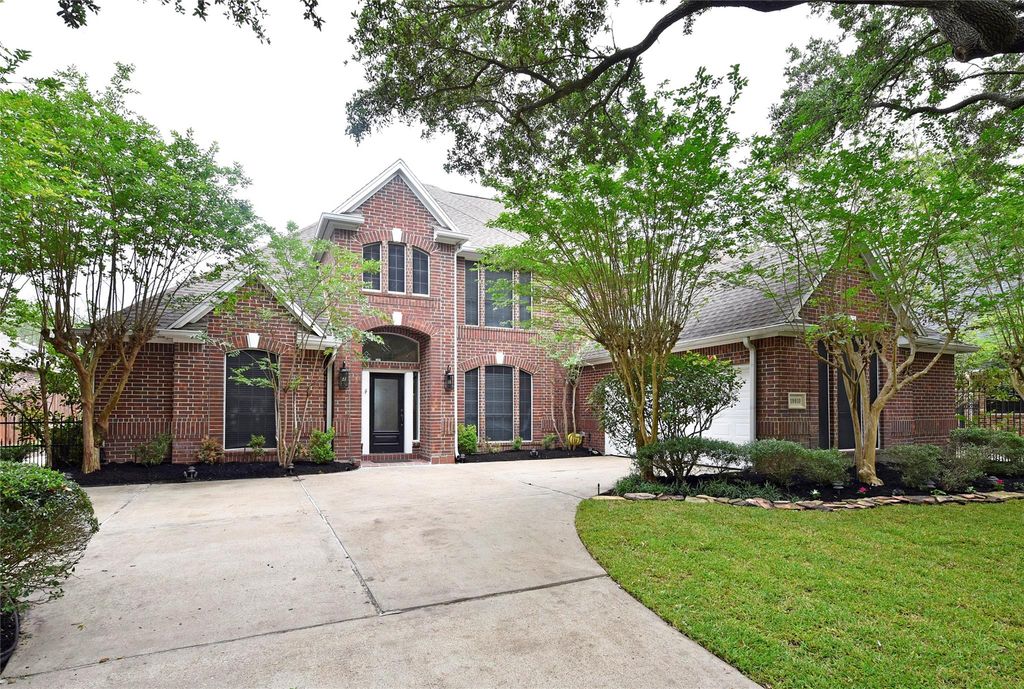 19810 Emerald Leaf Drive, Houston, TX 77094