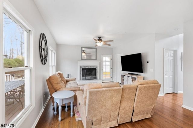 14 Fiddlers Way, Lafayette Twp., NJ 07848