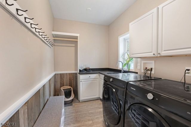 14 Fiddlers Way, Lafayette Twp., NJ 07848