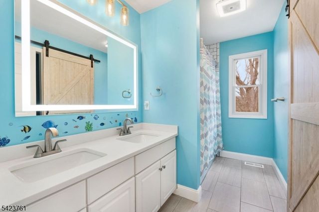 14 Fiddlers Way, Lafayette Twp., NJ 07848