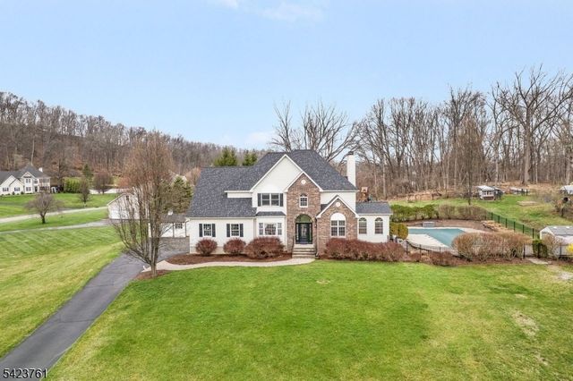 14 Fiddlers Way, Lafayette Twp., NJ 07848
