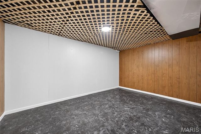 962 Midpoint Drive, O'fallon, MO 63366