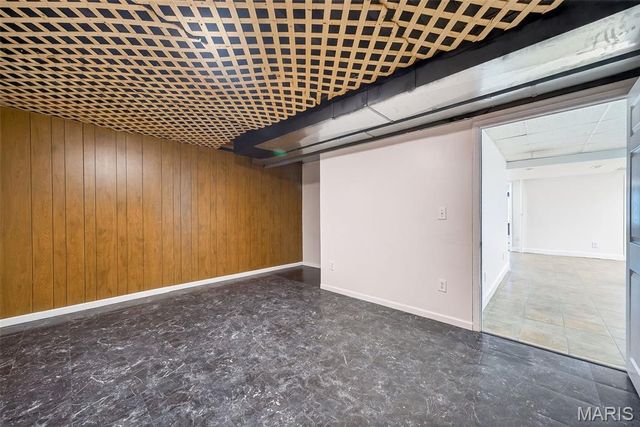 962 Midpoint Drive, O'fallon, MO 63366