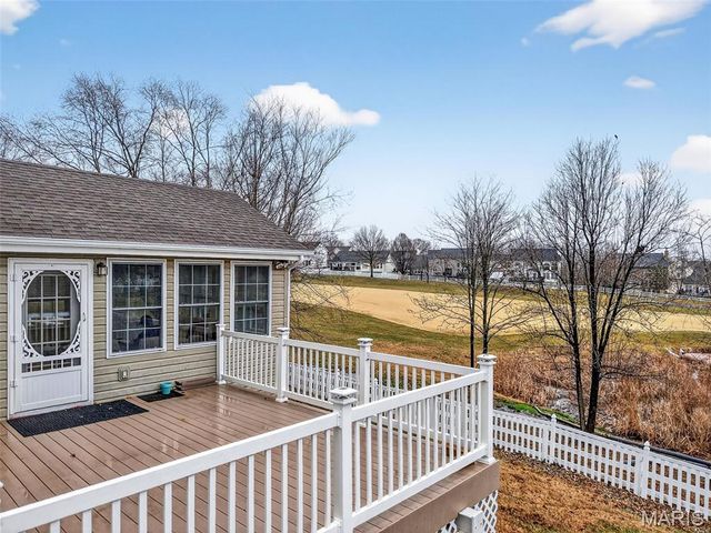 962 Midpoint Drive, O'fallon, MO 63366