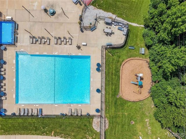 962 Midpoint Drive, O'fallon, MO 63366