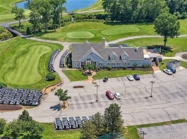 962 Midpoint Drive, O'fallon, MO 63366