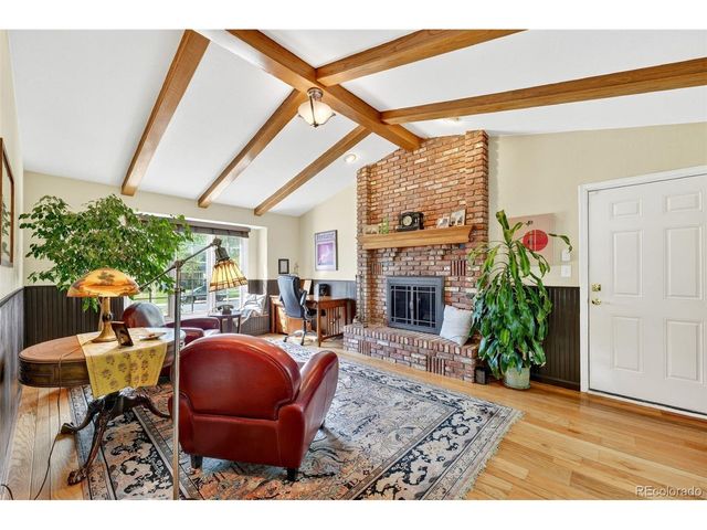1074 Princeton Dr, Longmont, CO 80503