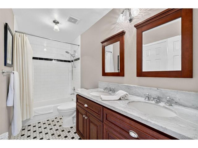 1074 Princeton Dr, Longmont, CO 80503