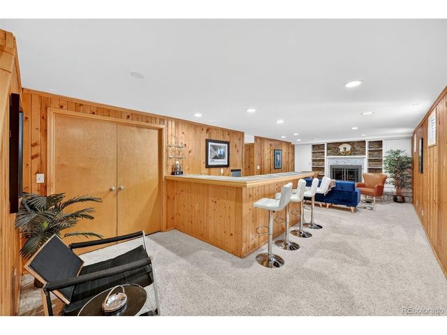 1074 Princeton Dr, Longmont, CO 80503