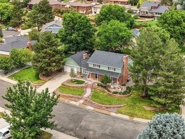 1074 Princeton Dr, Longmont, CO 80503